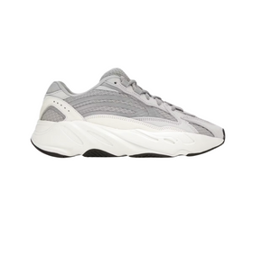 Yeezy 700 V2 – Summerfits